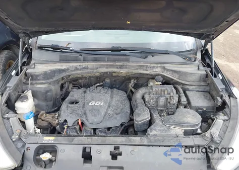 2016 Hyundai Santa Fe Sport 2.4L z USA, uszkodzony, nr VIN 5XYZU3LB2GG316241